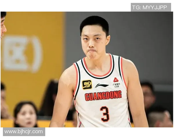 胡明轩表现出色助力广东队逆转胜利终结广厦六连胜的辉煌纪录